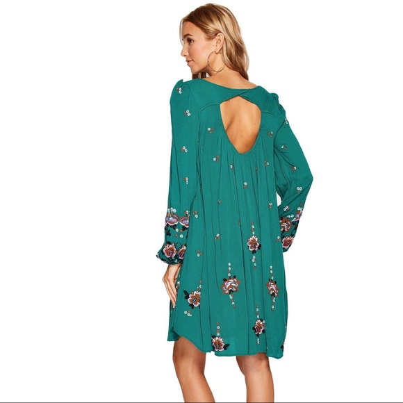 NEW FREE PEOPLE GREEN FLORAL EMBROIDERED MINI DRESS - Picture 6 of 9